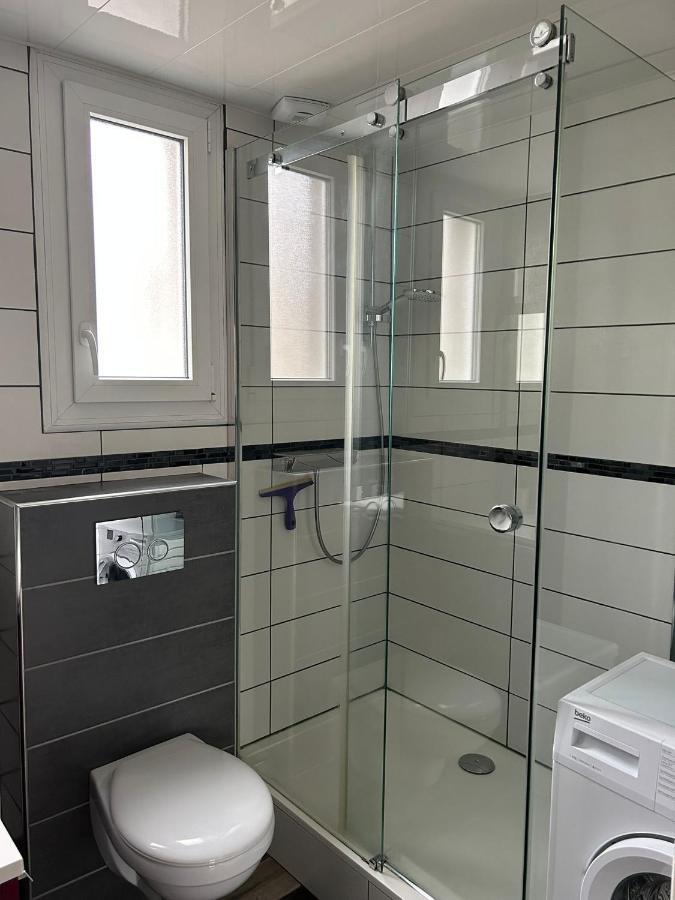 Appartement Jolie Vue Wifi เบอซองซง ภายนอก รูปภาพ